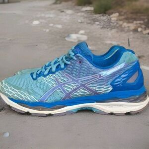 Asics Nimbus 18 Running Cross Training Shoes Women's Size 9